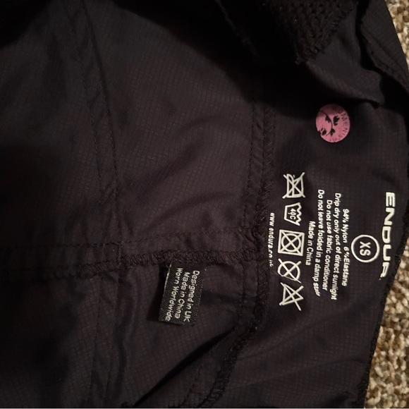 ENDURA Hummvee Lite Women’s Mountain Bike Shorts XS - Picture 6 of 7